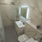 Lux Antonija Apartamento Makarska